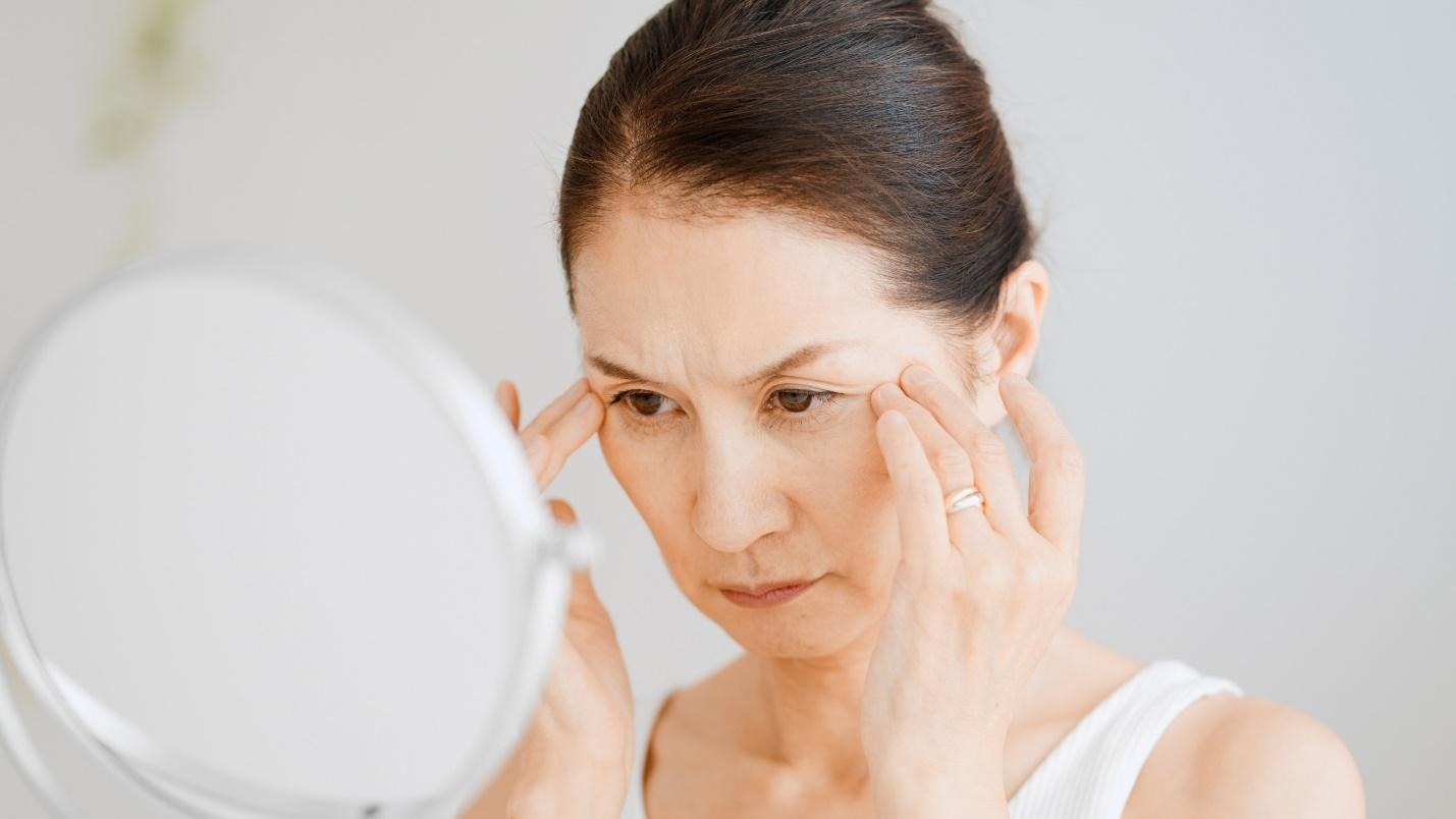 wrinkle reduction injection procedure performed in a Singapore medical aesthetic clinic.