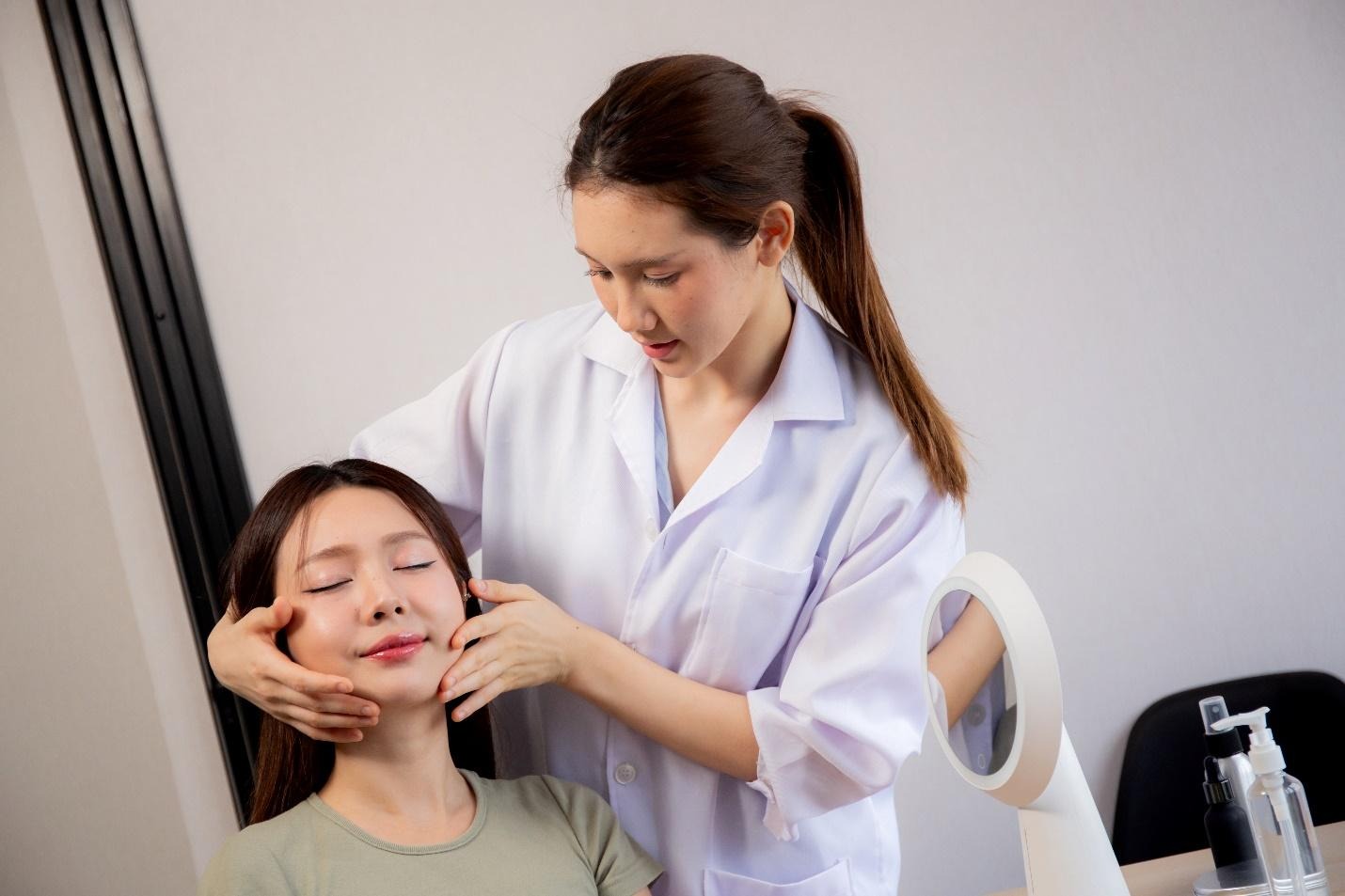 RF skin tightening number of sessions collagen stimulation treatment plan.